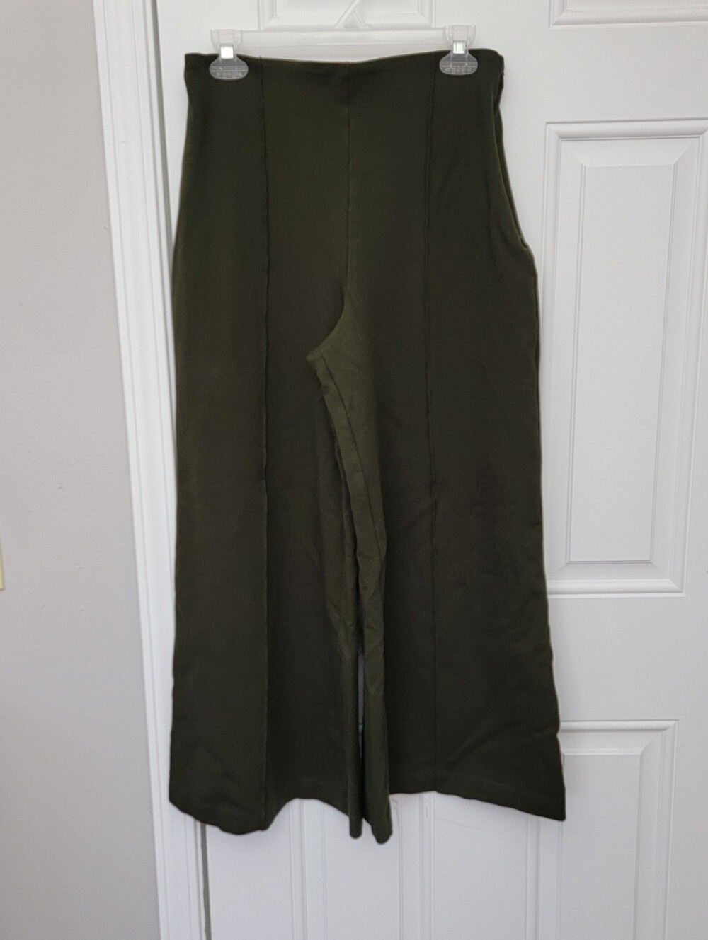 Quince Ultra-Stretch Ponte Super Wide Leg Ankle Pants Olive Green Size Large - Picture 2 of 11